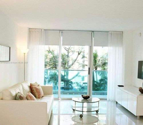 2h-4001 S Ocean Dr, Hollywood, FL, 33019-3019 | Card Image