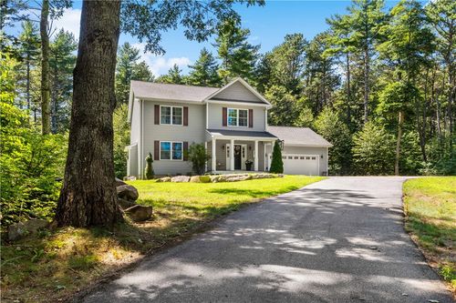 77 Spring St, Hope Valley, RI, 02832-1629 | Card Image