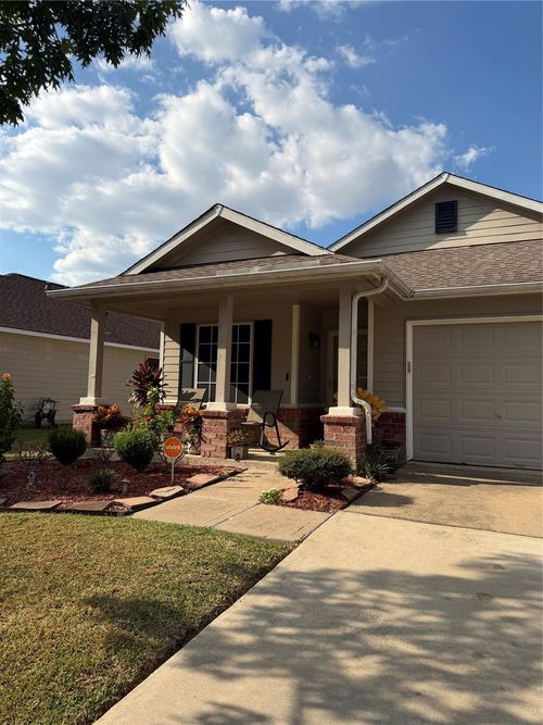 19306 Yaupon Ranch Dr, Cypress, TX, 77433-1696 | Card Image