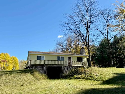 23252 175th Ave, Tustin, MI, 49688-8166 | Card Image