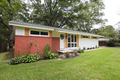 26 Kennon Ave, Laurel, MS, 39443-6423 | Card Image