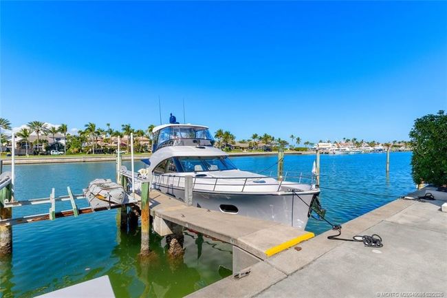 6549 South Marina Way, Townhouse with 4 bedrooms, 4 bathrooms and 2 parking in Stuart FL | Image 53