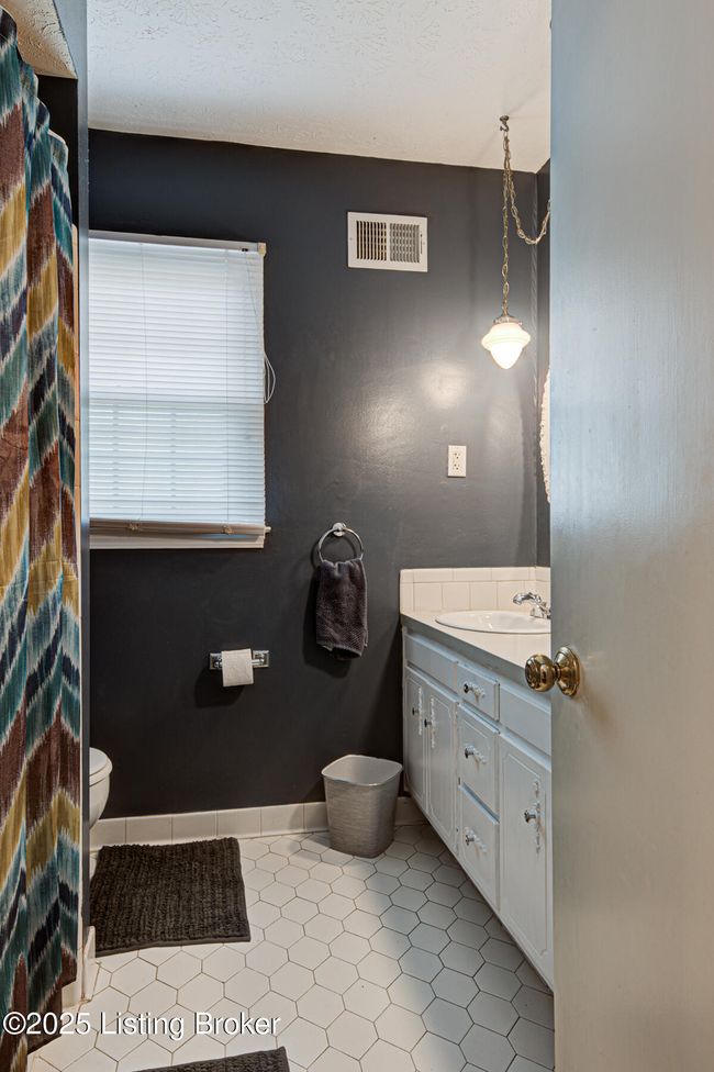 3904 Bayonne Ct, House other with 4 bedrooms, 3 bathrooms and null parking in Jeffersontown KY | Image 28