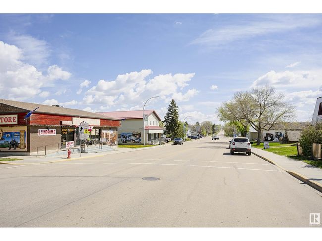 4713 51 St, House other with 3 bedrooms, 2 bathrooms and 4 parking in Legal AB | Image 53