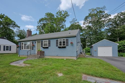 6 Highland Ave, Plainville, MA, 02762-2011 | Card Image