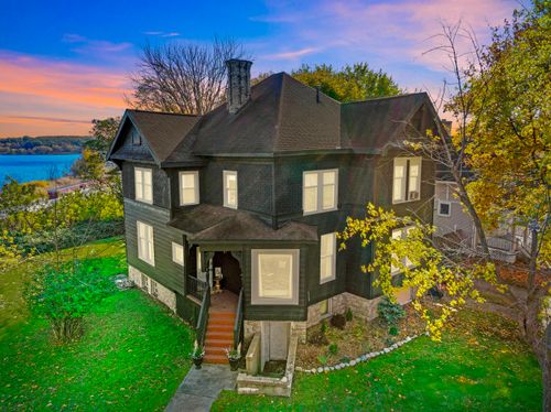 101 Sibben St, Manistee, MI, 49660-1717 | Card Image