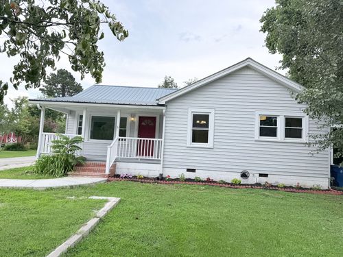 1210 Oak Dr, Manchester, TN, 37355-2470 | Card Image