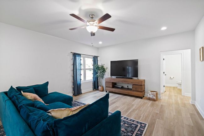 14-web-or-mls-021A6137-33 | Image 11