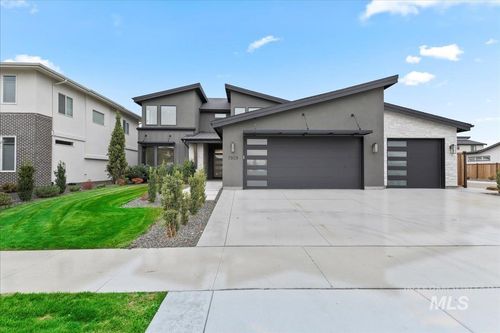 7929 W Deerfawn Ln, Eagle, ID, 83616-5693 | Card Image