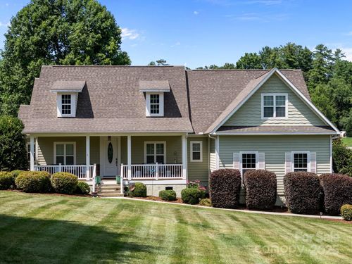 5-1006 Pin Oak Trl, Hendersonville, NC, 28739-7807 | Card Image