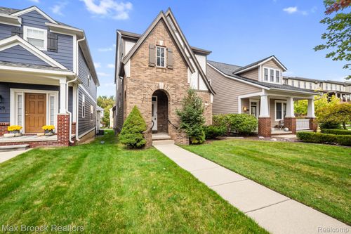 3833 Forester Blvd, Auburn Hills, MI, 48326-3050 | Card Image