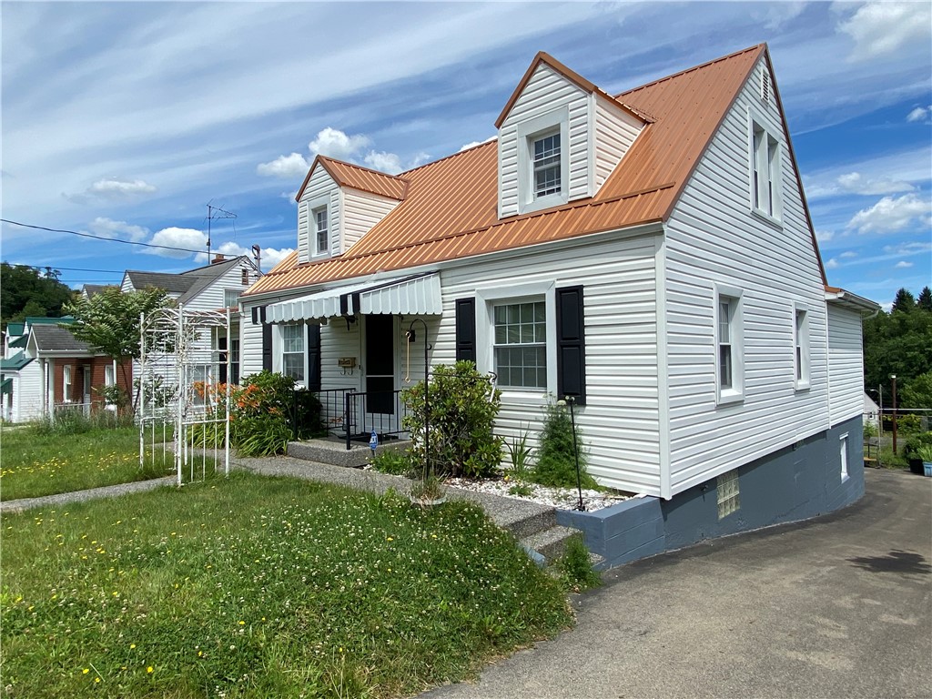 Residential in Monessen 4