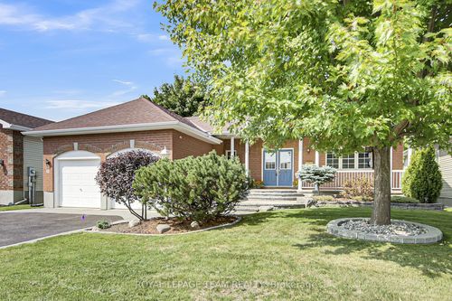 41 Jacqueline Cres, Stittsville, ON, K2S1M2 | Card Image
