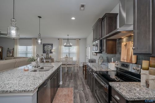 113 Edmund Cir, New Market, AL, 35761-7946 | Card Image
