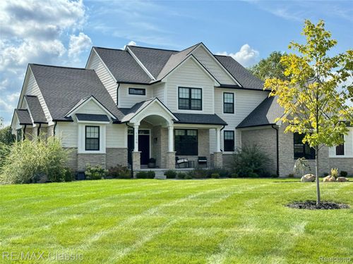 815 N Milford Rd, Milford, MI, 48381-1531 | Card Image