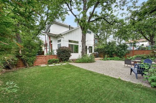 b-2601 Willow St, Austin, TX, 78702-5631 | Card Image