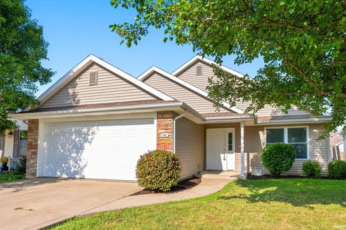 707 Burke St, Columbia City, IN, 46725-7751 | Card Image
