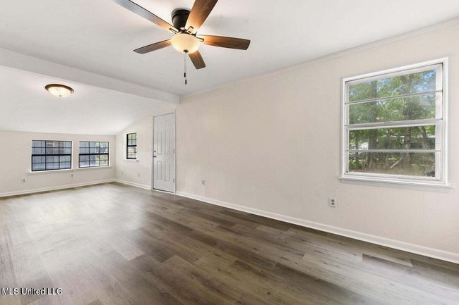 bedroom | Image 13