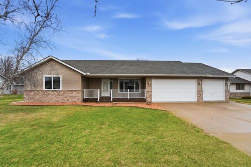 801 Maplewood Ave, Litchfield, MN, 55355-4513 | Card Image