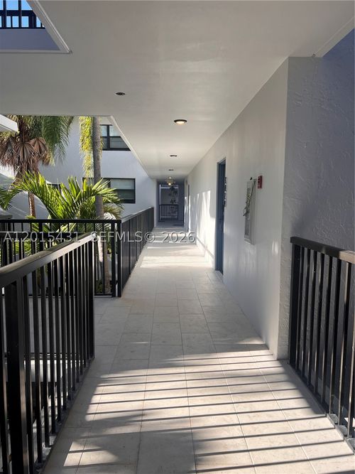 3030-55 Ocean Lane Dr, Key Biscayne, FL, 33149-1443 | Card Image