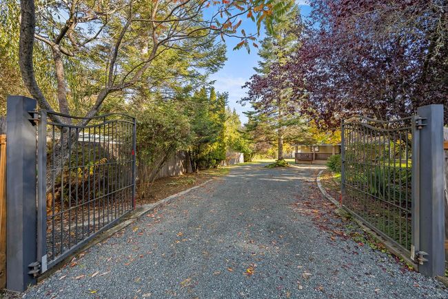 Gated entry | Image 31