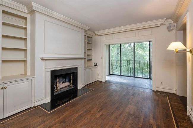 APT-7 - 2769 Peachtree Rd Ne, Condo with 2 bedrooms, 2 bathrooms and 2 parking in Atlanta GA | Image 14