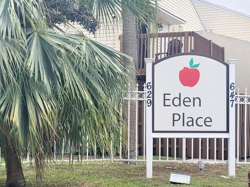 k204-631 Executive Center Dr, West Palm Beach, FL, 33401-4935 | Card Image