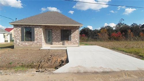 140 Heltz St, Garyville, LA, 70051-3309 | Card Image