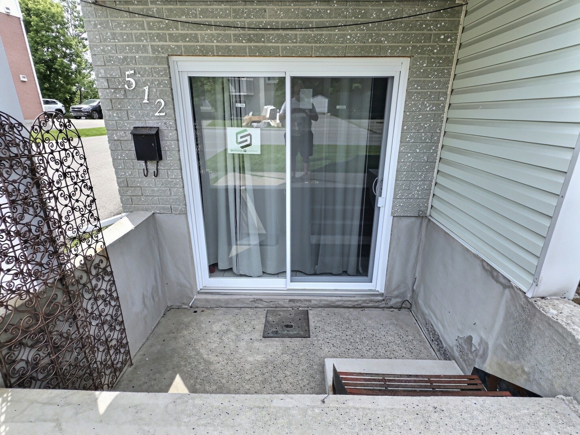 Residential Lease in Saint-Jérôme 2