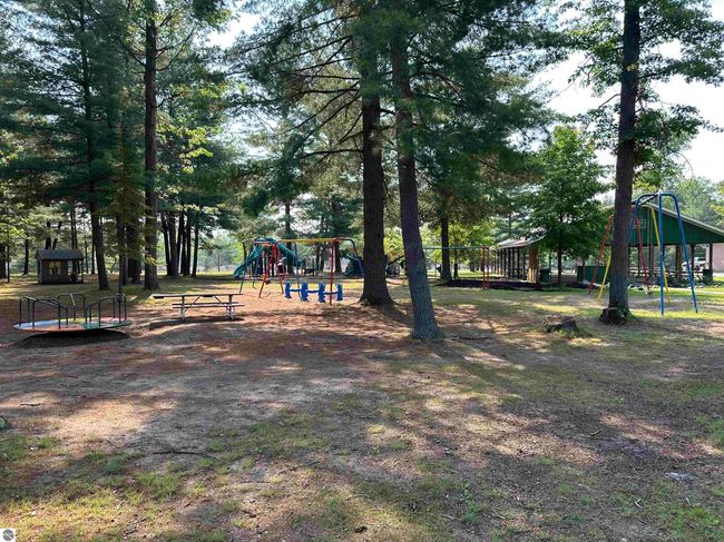 6239 Blackberry Dr, House other with 3 bedrooms, 1 bathrooms and null parking in Alger MI | Image 81