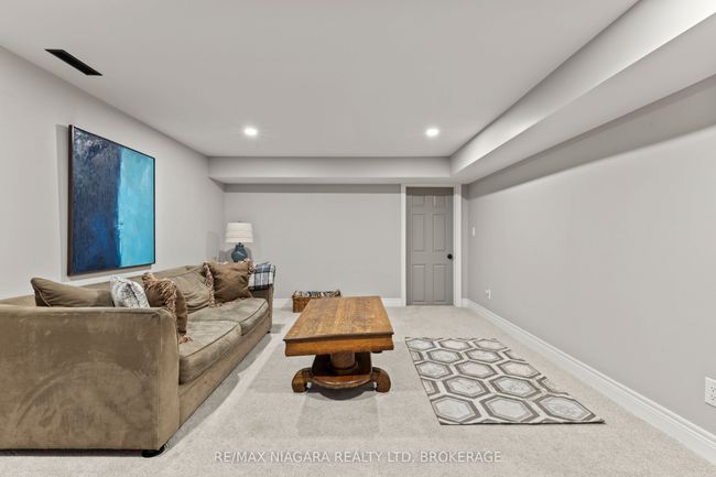 10 The Promenade, House other with 4 bedrooms, 3 bathrooms and 2 parking in Niagara on the Lake ON | Image 28