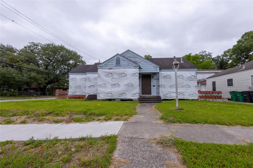 Providence St, Houston, TX 77020
