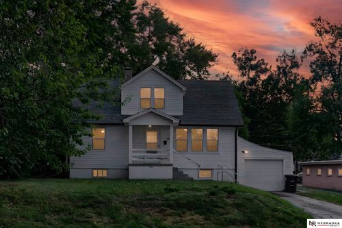 4421 N 61st Street, Omaha, NE, 68104 | Card Image