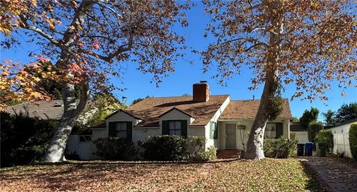 5042 Stern Ave, Sherman Oaks, CA, 91423-1242 | Card Image