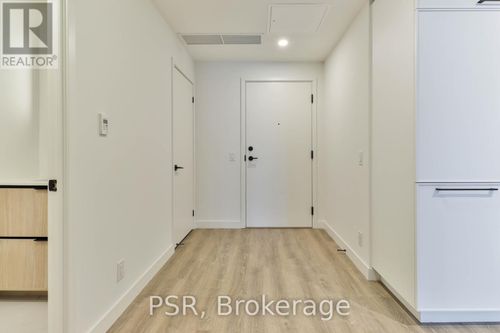 444-1050 Eastern Avenue, Toronto (The Beaches), ON, M4L0B7 | Card Image
