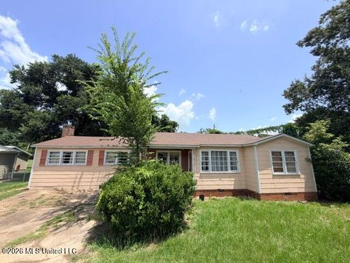 2815 Roselawn Dr, Natchez, MS, 39120-4048 | Card Image