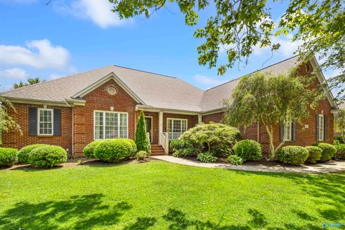 2830 Winterberry Way Se, Owens Cross Roads, AL, 35763-8618 | Card Image