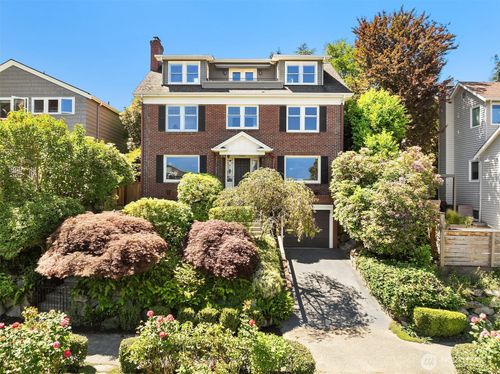 4007 48th Ave Ne, Seattle, WA, 98105-5115 | Card Image