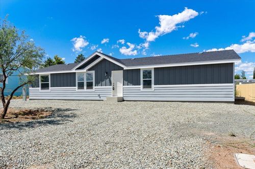 15364 S Black Mountain Rd, Mayer, AZ, 86333-2245 | Card Image