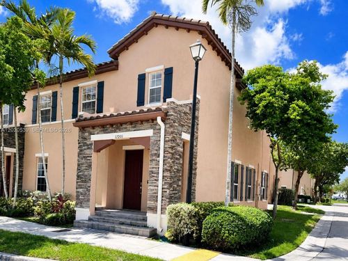 17001 Sw 96th St, Miami, FL, 33196-4762 | Card Image