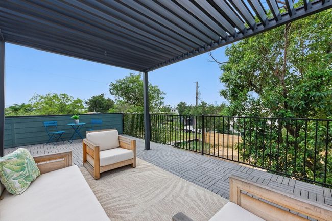 2 - 2105 Sl Davis Ave, House other with 3 bedrooms, 3 bathrooms and null parking in Austin TX | Image 24