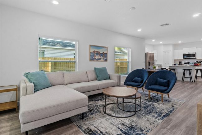 1432 19 Th St S, House other with 3 bedrooms, 2 bathrooms and null parking in St Petersburg FL | Image 8