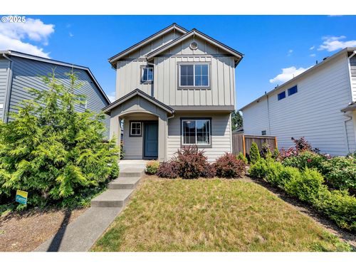 551 Ne 137th Ave, Vancouver, WA, 98684-4606 | Card Image