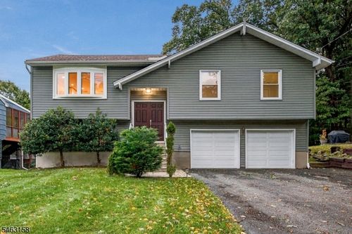 7 Ute Pl, Rockaway, NJ, 07866-1608 | Card Image