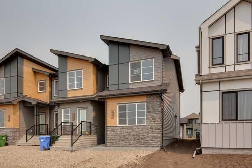 222 Heartwood Gdns Se, Calgary, AB, T3S0R9 | Card Image