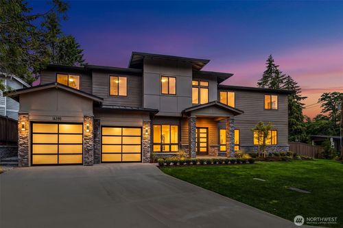 16390 Ne 1st St, Bellevue, WA, 98008 | Card Image