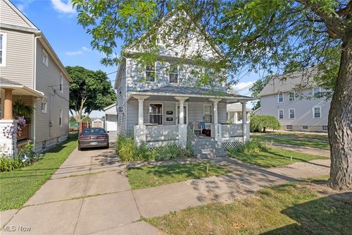 2064 Halstead Ave, Lakewood, OH, 44107-6209 | Card Image