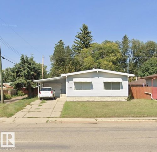 5420 40 Ave, Wetaskiwin, AB, T9A0A5 | Card Image