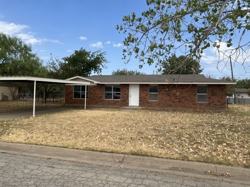 1909 Se 14th St, Mineral Wells, TX, 76067-6672 | Card Image