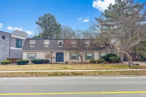 24 Laureleaf Rd, Thornhill, ON, L3T2X5 | Card Image